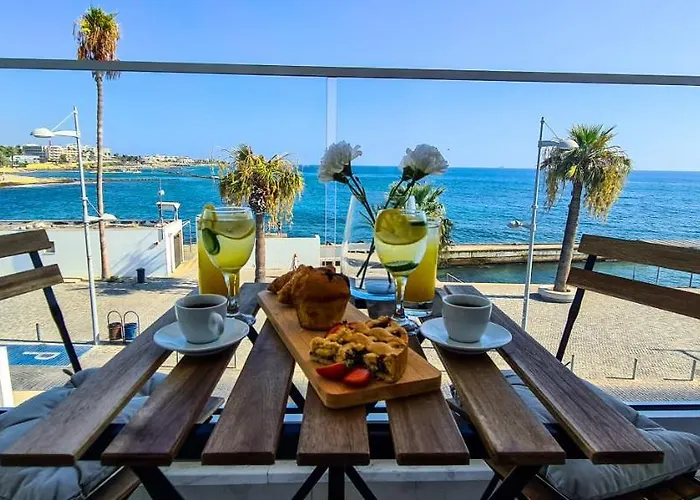 Phaedrus Living: Seaview Onyx Flat Lighthouse 48 *