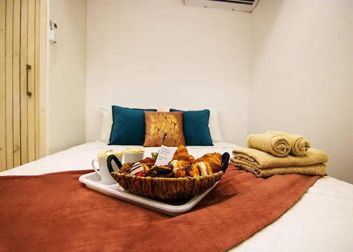 Phaedrus Living: Seaview Onyx Flat Lighthouse 48